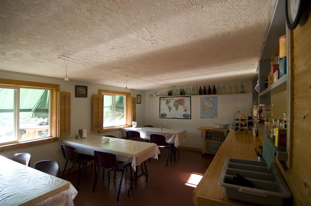 Yellow Dog Lodge, Inc. Yellowknife Luaran gambar