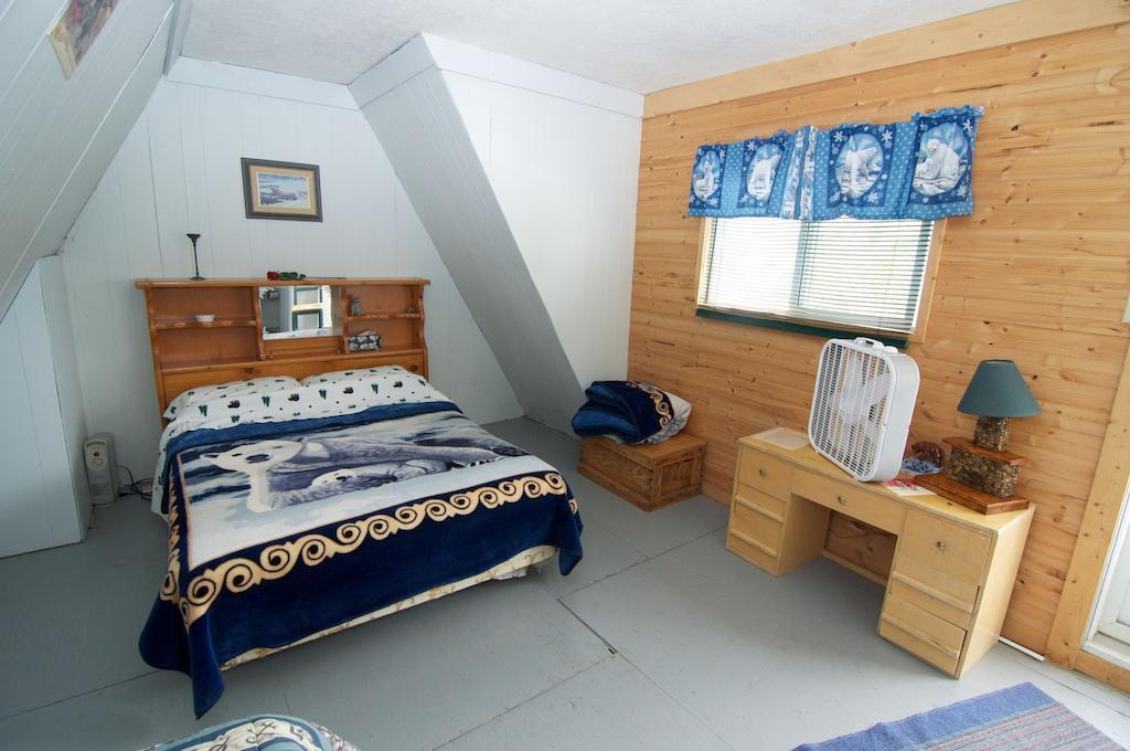 Yellow Dog Lodge, Inc. Yellowknife Bilik gambar