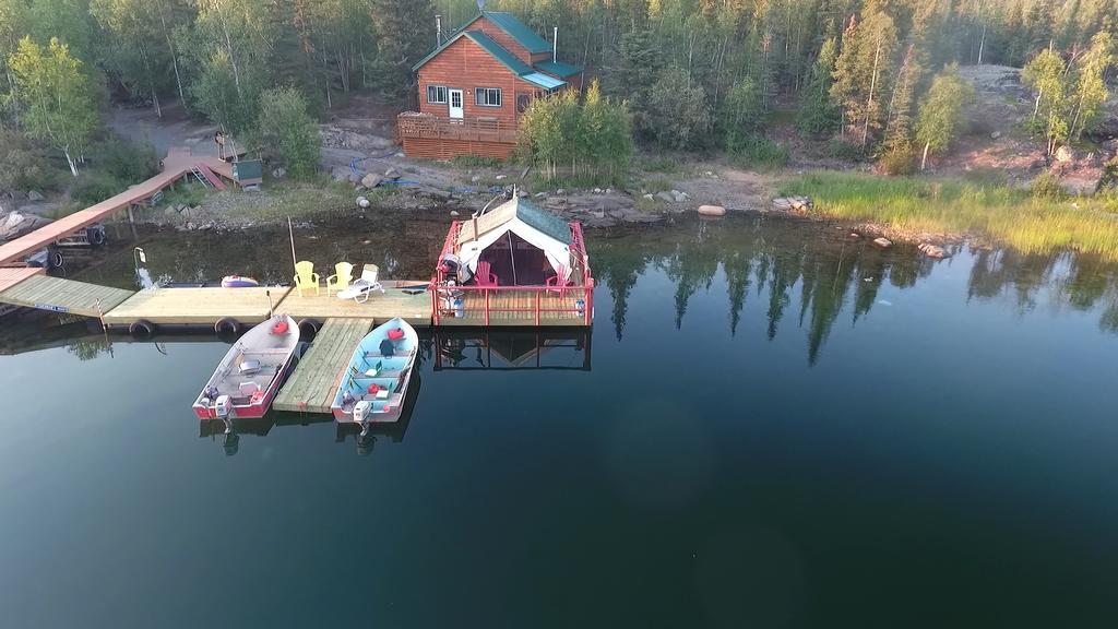 Yellow Dog Lodge, Inc. Yellowknife Luaran gambar