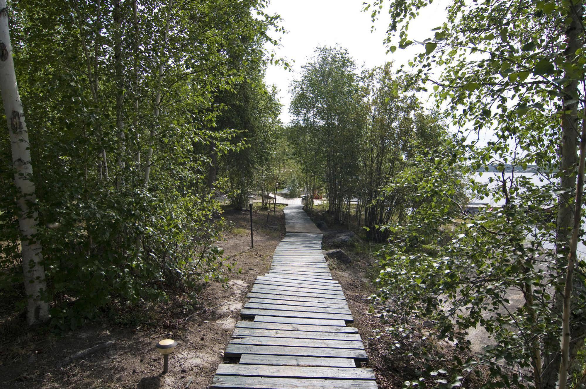 Yellow Dog Lodge, Inc. Yellowknife Luaran gambar