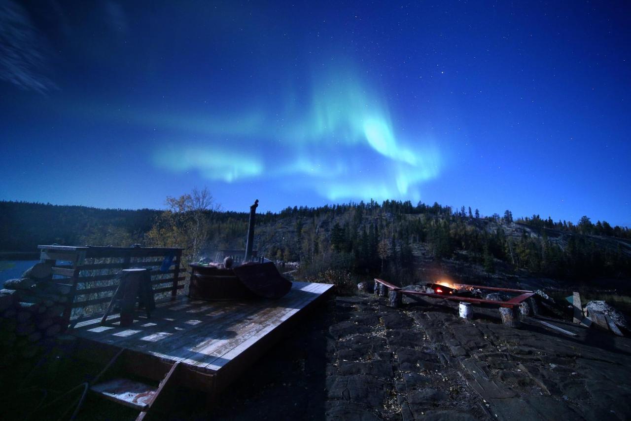 Yellow Dog Lodge, Inc. Yellowknife Luaran gambar